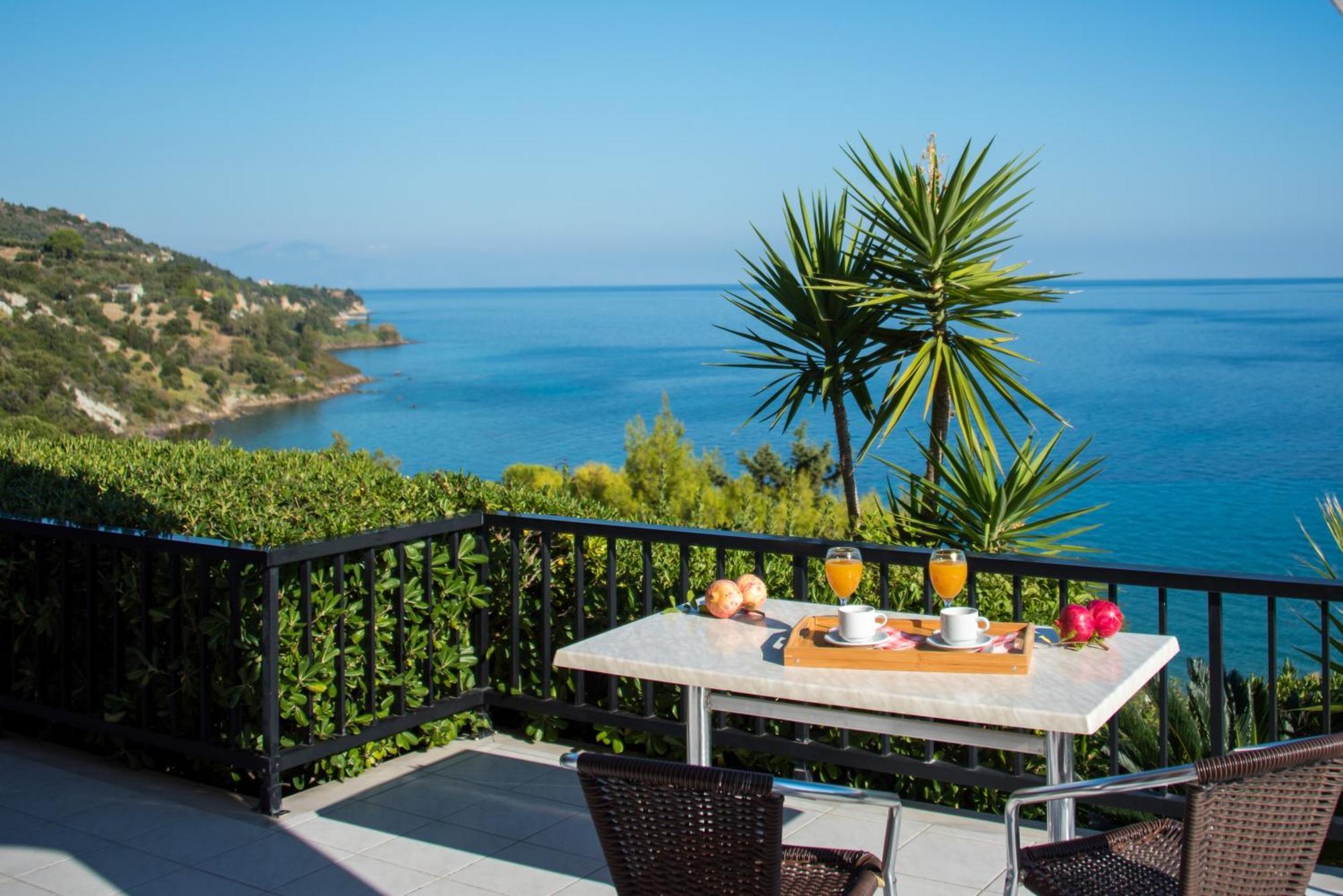 Levante Aparthotel Vasilikí