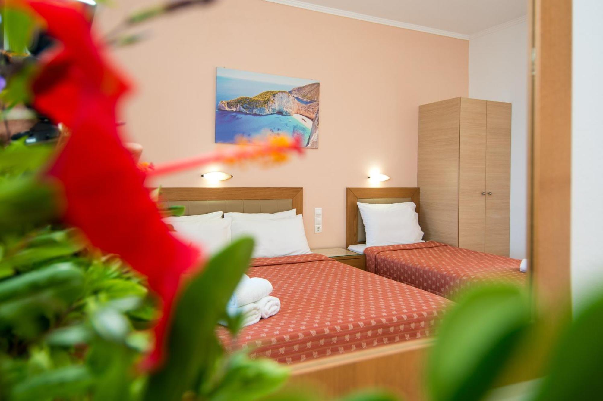 Levante Aparthotel Vasilikí